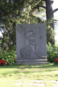 2011 633